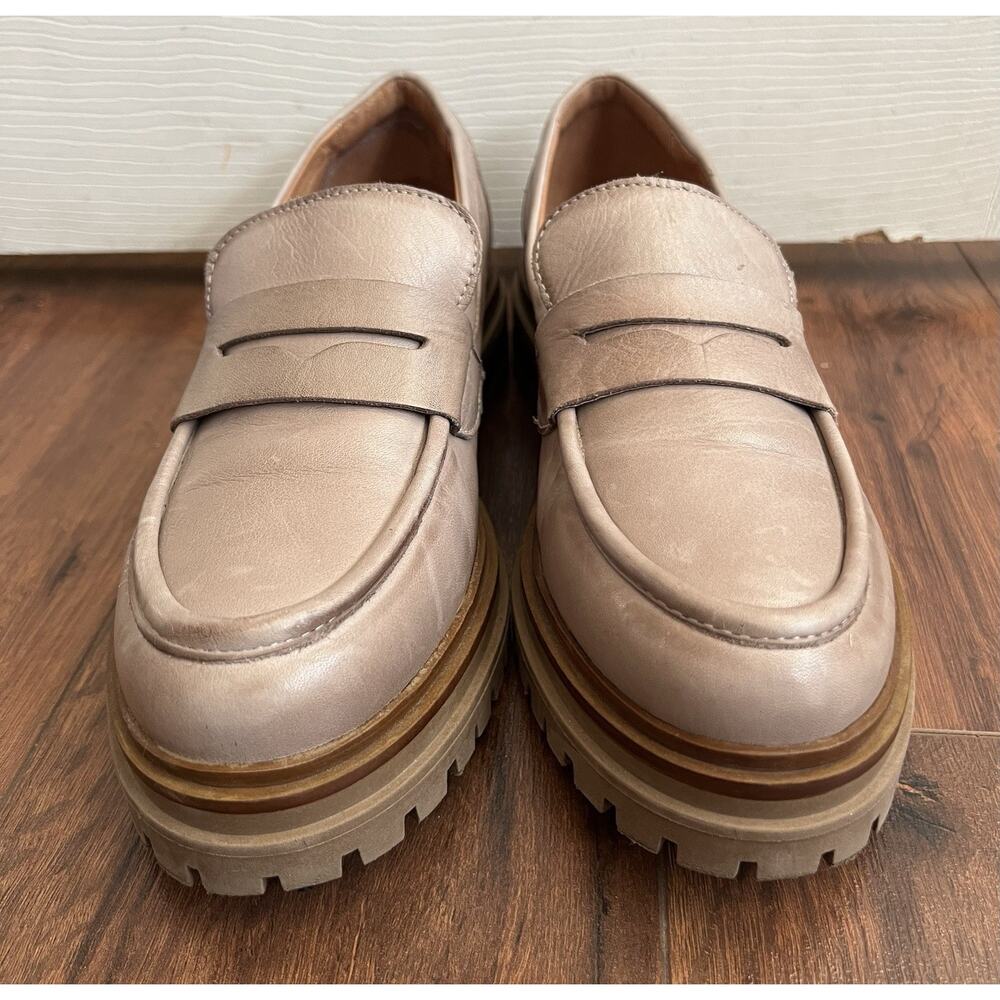 MIZ MOOZ Women's Legend Beige Antique Burnished Leather Lug Sole Loafer Shoes 40 - Picture 5 of 13